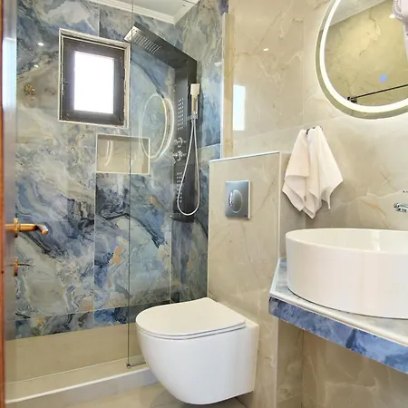 Escapes By The Lägenhet *