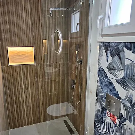 Escapes By The * Sidari (Corfu)